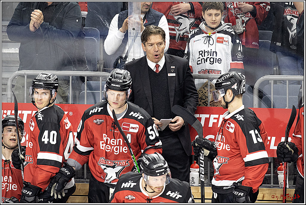 PENNY DEL 1. Playoff Runde;  Koelner Haie - ERC Ingolstadt; Koeln, 05.04.2022